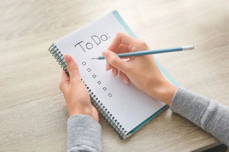 what does it mean to stay productive daily